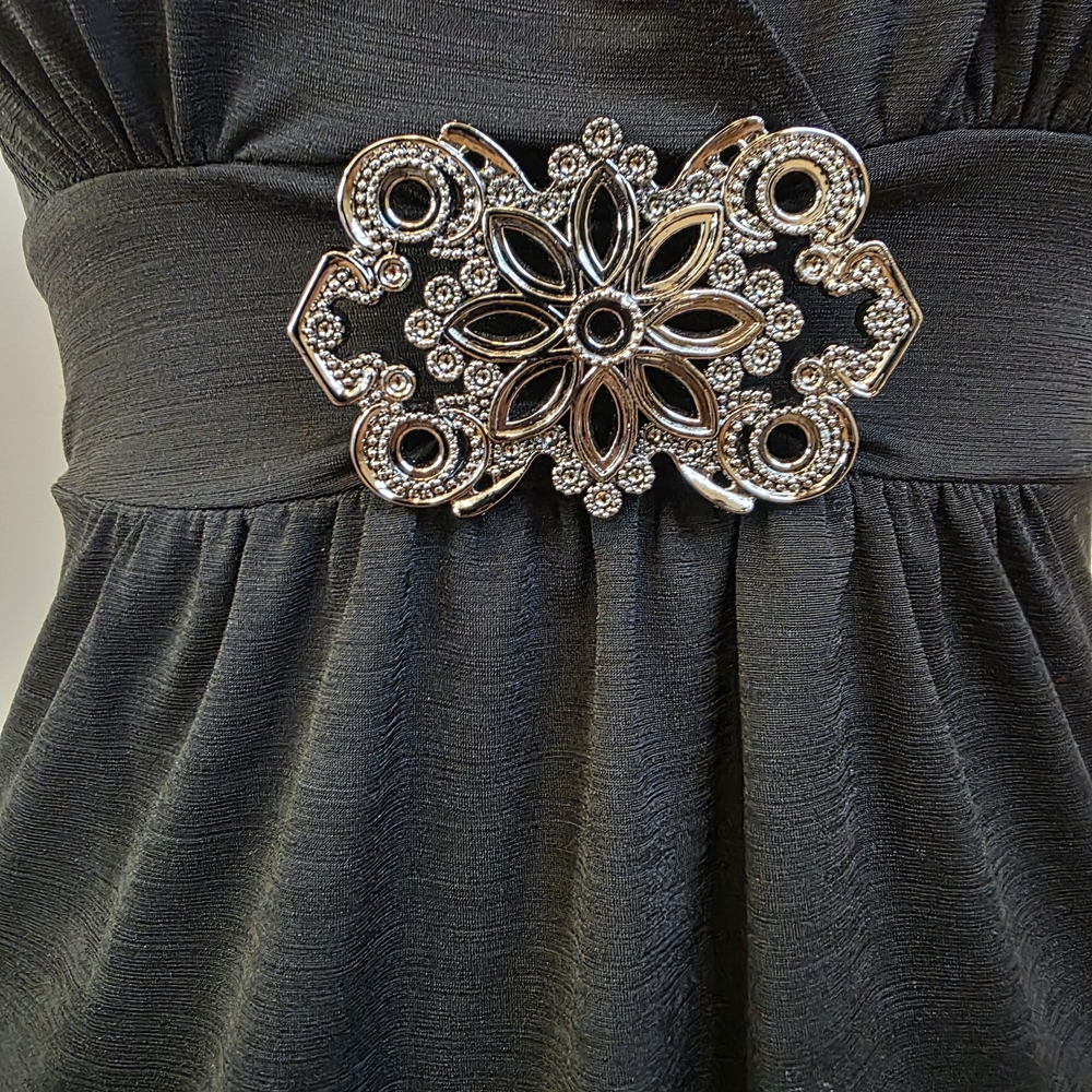 Wrapper Black V-Neck Blouse With Embellished Waist - image 3